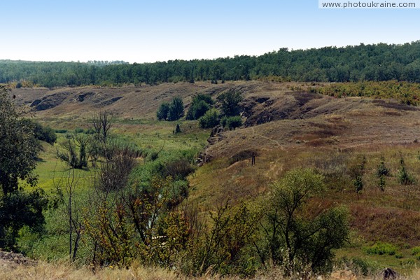 Mykolaivka. Narrow valley of river Berda Zaporizhzhia Region Ukraine photos