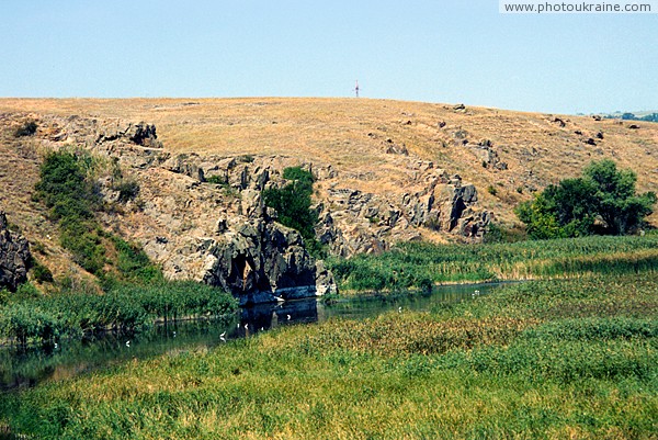 Radyvonivka. Proterozoic rocks of Ukrainian Shield Zaporizhzhia Region Ukraine photos