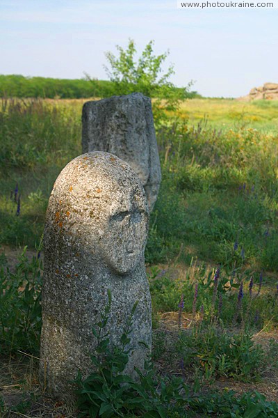 Terpinnia. Stone decoration of steppe landscape Zaporizhzhia Region Ukraine photos