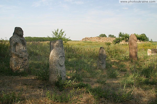 Terpinnia. Stone sculptures to suit every taste Zaporizhzhia Region Ukraine photos