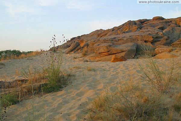 Terpinnia. Patch of rocky desert steppe Zaporizhzhia Region Ukraine photos