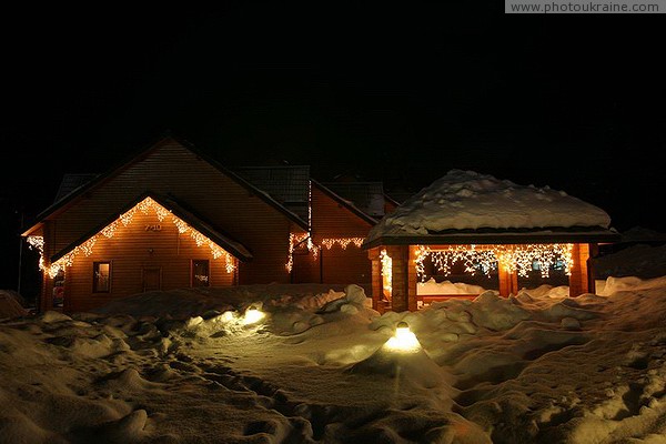 Bukovel. Lighted cottages in the cottage Ivano-Frankivsk Region Ukraine photos