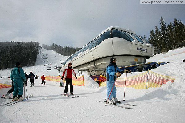 Bukovel. Lower station 4-chair lift Ivano-Frankivsk Region Ukraine photos