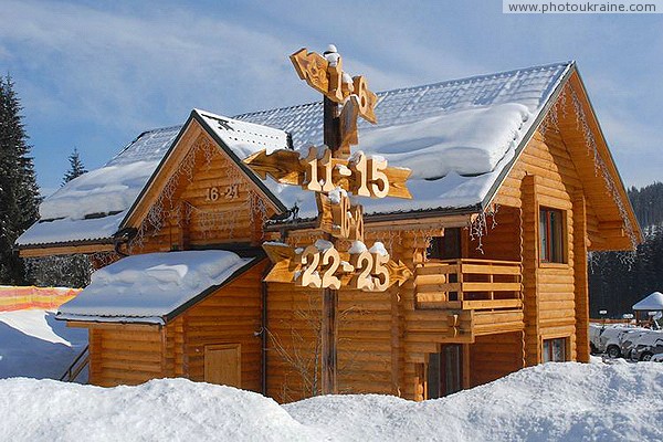 Bukovel. cottage pointer Ivano-Frankivsk Region Ukraine photos