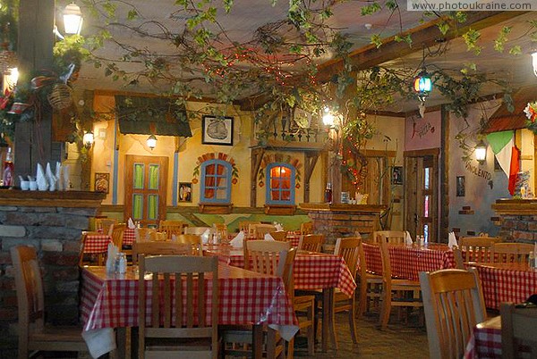 Bukovel. Pizzeria - a common room Ivano-Frankivsk Region Ukraine photos