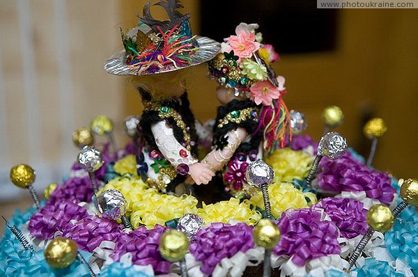 Верховина. Гуцульская свадьба - свадебный торт Ивано-Франковская область Фото Украины