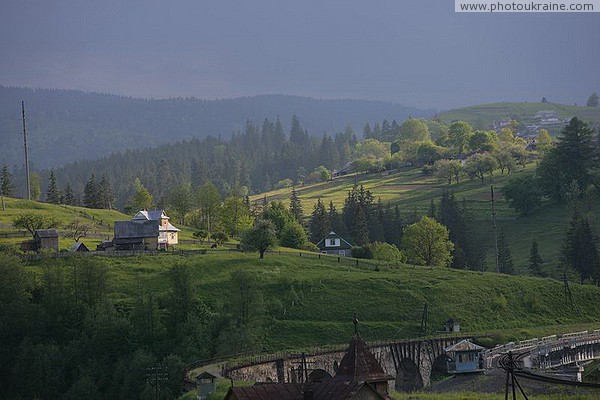 Vorokhta. Strategic railway line Ivano-Frankivsk Region Ukraine photos