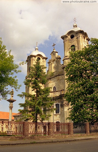 Horodenka. Church of Our Lady and Column Ivano-Frankivsk Region Ukraine photos