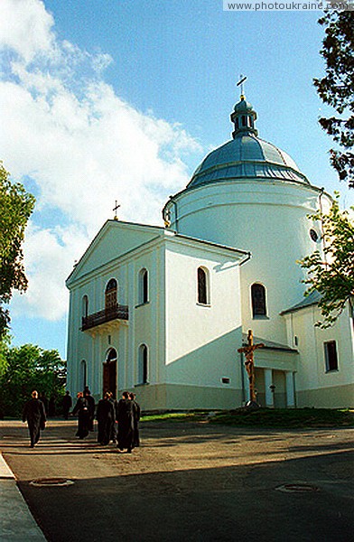 Гошев. Гошевский монастырь Святого Василия Великого  Ивано-Франковская область Фото Украины