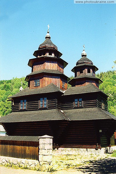 Dora. St. Michael's Church (side facade) Ivano-Frankivsk Region Ukraine photos