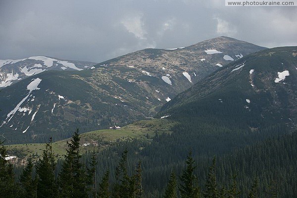 Carpathian NNP. Snow-capped mountains Ivano-Frankivsk Region Ukraine photos