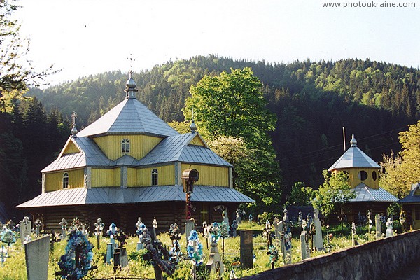 Kremintsi/Tatariv. Dmitrievskaya church and bell tower Ivano-Frankivsk Region Ukraine photos