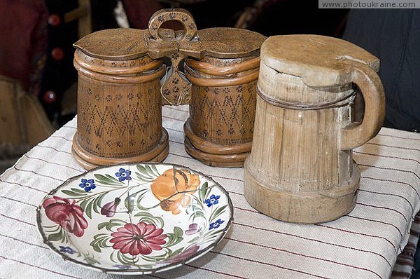 Krivorivnia. Museum I. Franko - plate and circles Ivano-Frankivsk Region Ukraine photos