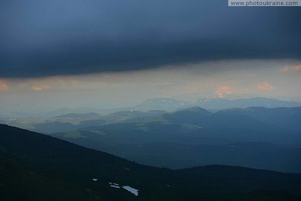 Chornohora. Endless mountain distance Ivano-Frankivsk Region Ukraine photos