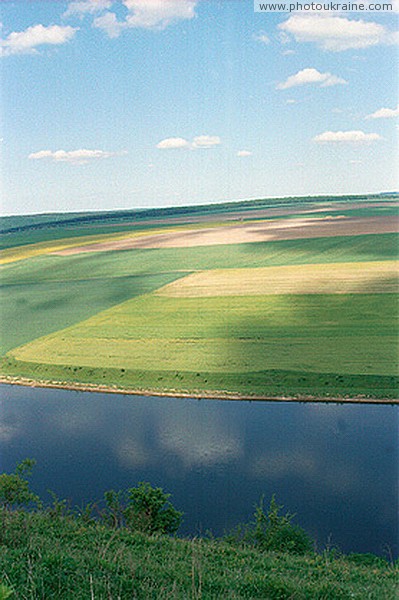 Незвиско. Вид на высокую пойму реки Днестр Ивано-Франковская область Фото Украины