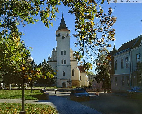 Rohatyn. Church of St. Nicholas and Anna (XV-XVII centuries) Ivano-Frankivsk Region Ukraine photos