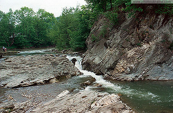 Sheshory. The rapid course of the 56-kilometer river Pistynka Ivano-Frankivsk Region Ukraine photos