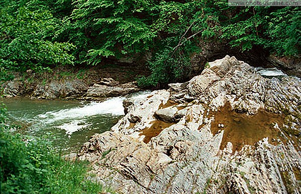 Sheshory. Paleogene flys - the cause of the waterfall Ivano-Frankivsk Region Ukraine photos