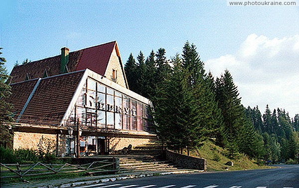 Yablunytskyi pass. Hotel 