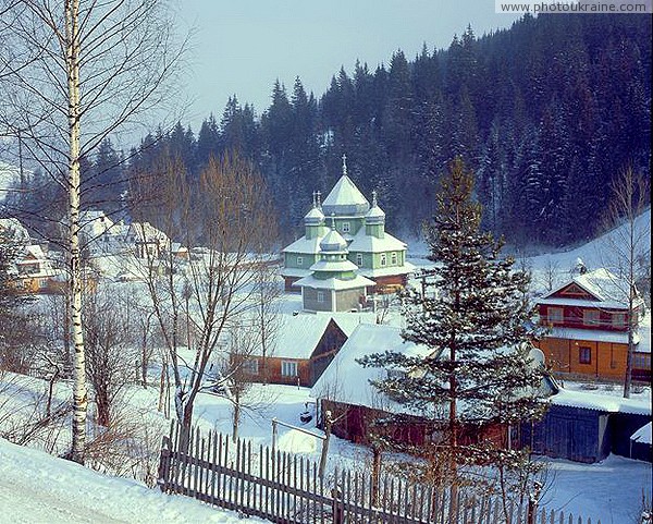 Yablunytsia. St. Basil's Church Ivano-Frankivsk Region Ukraine photos