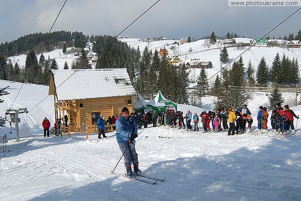 Yablunytsia. Rope tow Ivano-Frankivsk Region Ukraine photos