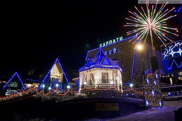 Yaremche. Illuminated hotel 