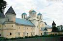  Troitsky das Kloster - Festung
, Gebiet Rowno,  die Kathedralen
