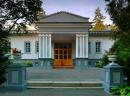 Vinnytsia. Front facade of house N. Pirogov, Vinnytsia Region, Museums 