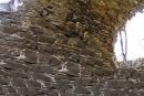 Озаринцы. Сооружения замка сложены из плиток песчаника, Винницкая область, Крепости и замки 