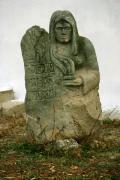 Буша. Скульптура защитницы крепости в фас, Винницкая область, Музеи 