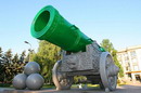 Donetsk. Tsar-cannon defends city administration, Donetsk Region, Monuments 