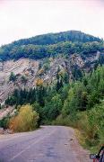 Tyudiv. Highway Vizhnitsa - Putyla at the Tudov wall, Ivano-Frankivsk Region, Roads 