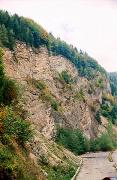 Tyudiv. Paleogene flysch rock over Cheremosh, Ivano-Frankivsk Region, Geological sightseeing 